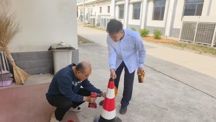 d:\Users\Administrator\Desktop\4.23（创新）\21e3894e727ac0948e6bf1caaa6e078